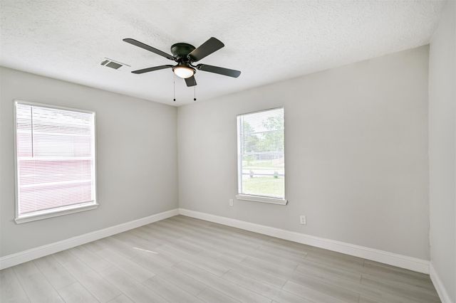 5007 Northridge Drive, Houston, TX 77033