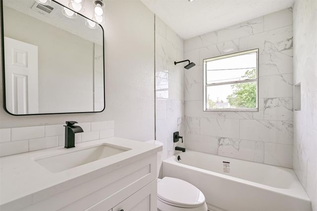 5007 Northridge Drive, Houston, TX 77033