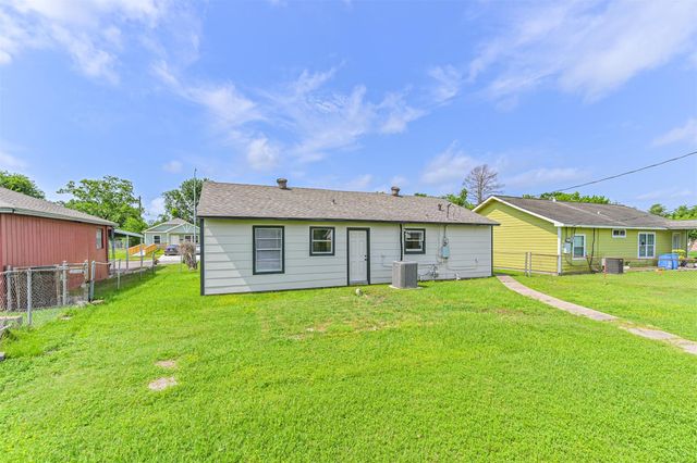 5007 Northridge Drive, Houston, TX 77033