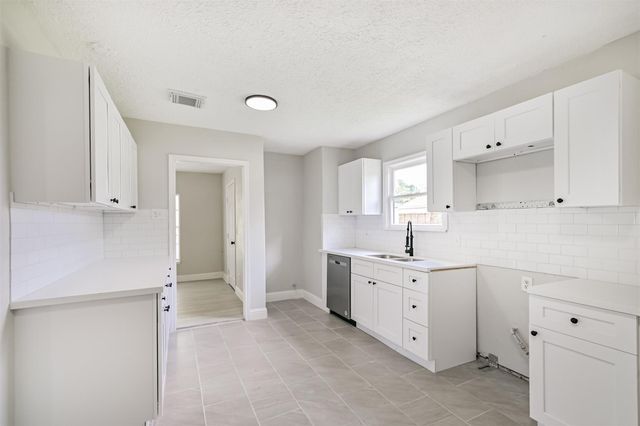 5007 Northridge Drive, Houston, TX 77033