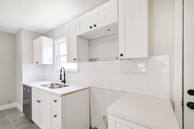 5007 Northridge Drive, Houston, TX 77033