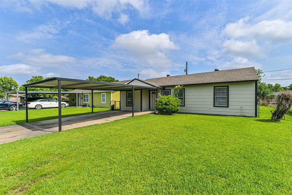 5007 Northridge Drive, Houston, TX 77033