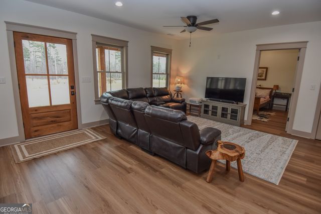 580 I B Howard Road, Williamson, GA 30292