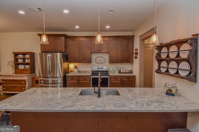 580 I B Howard Road, Williamson, GA 30292