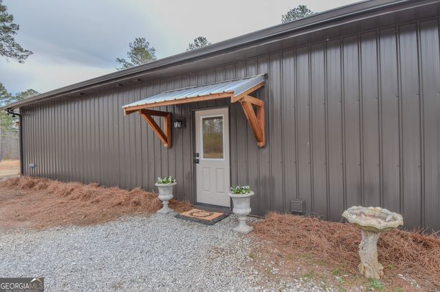 580 I B Howard Road, Williamson, GA 30292