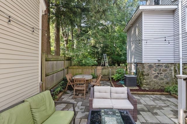 34 Jason St 1, Arlington, MA 02476