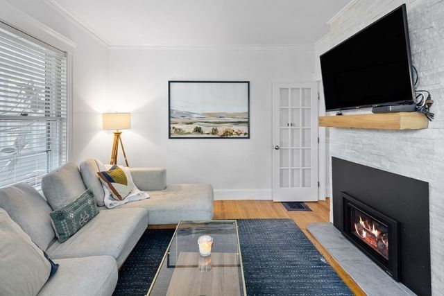 34 Jason St 1, Arlington, MA 02476