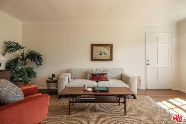4113 Perlita Avenue C, Los Angeles, CA 90039