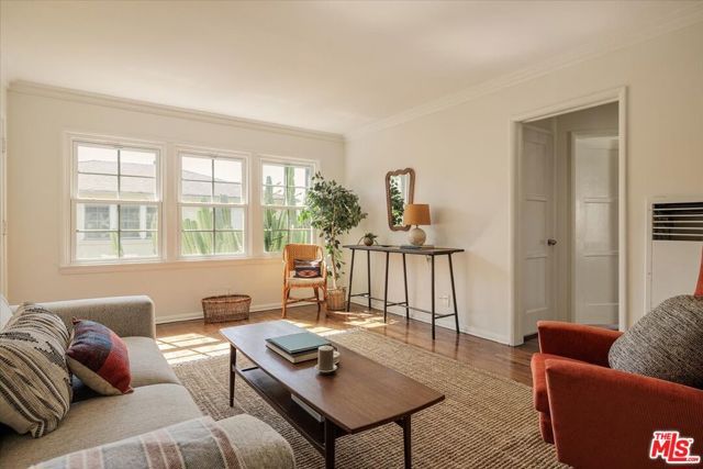 4113 Perlita Avenue C, Los Angeles, CA 90039