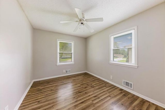804 N Ute Street, Independence, MO 64056