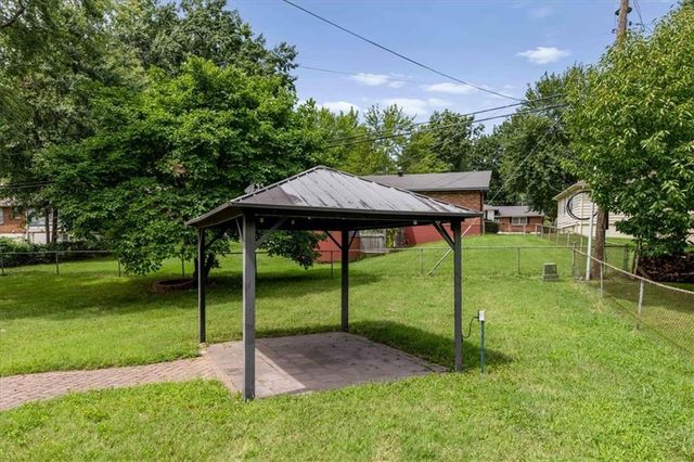 804 N Ute Street, Independence, MO 64056