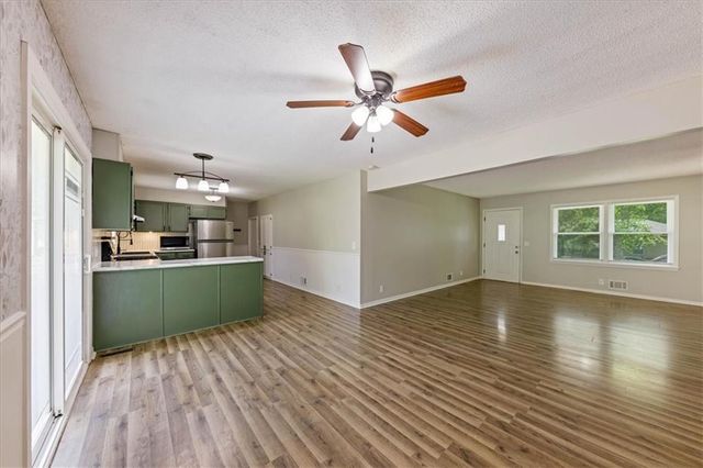 804 N Ute Street, Independence, MO 64056