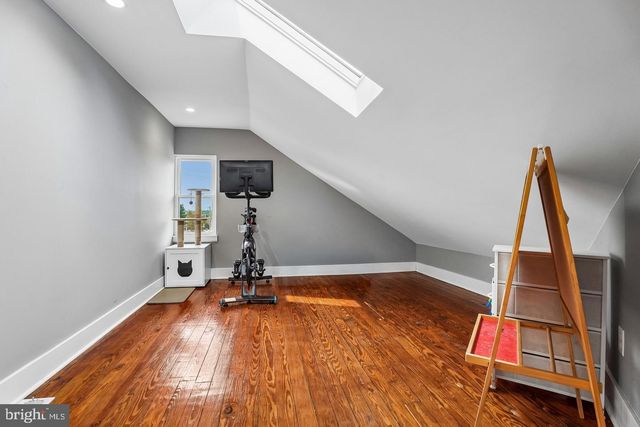 625 E WALNUT ST, North Wales, PA 19454