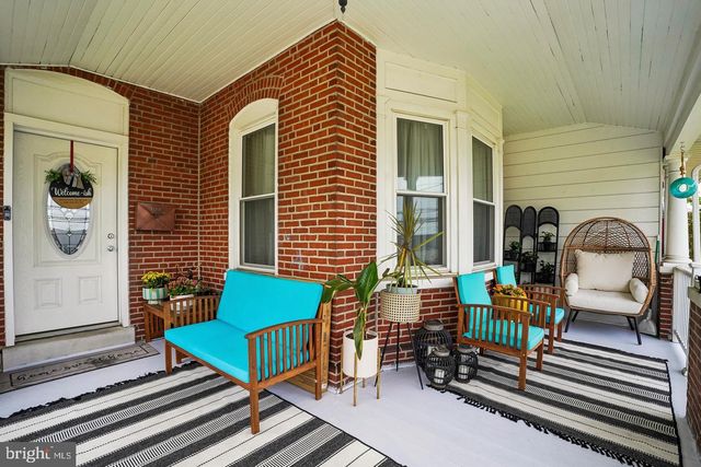 625 E WALNUT ST, North Wales, PA 19454