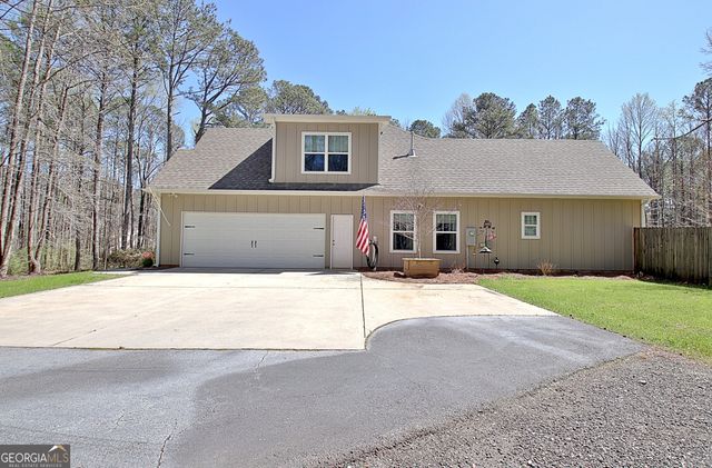 211 Hayden Lane, Newnan, GA 30265