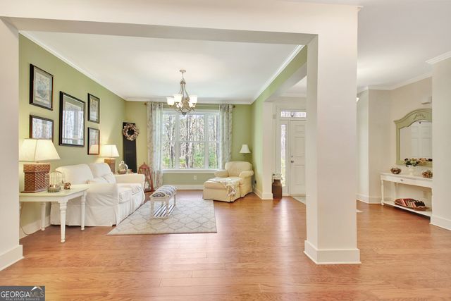 211 Hayden Lane, Newnan, GA 30265