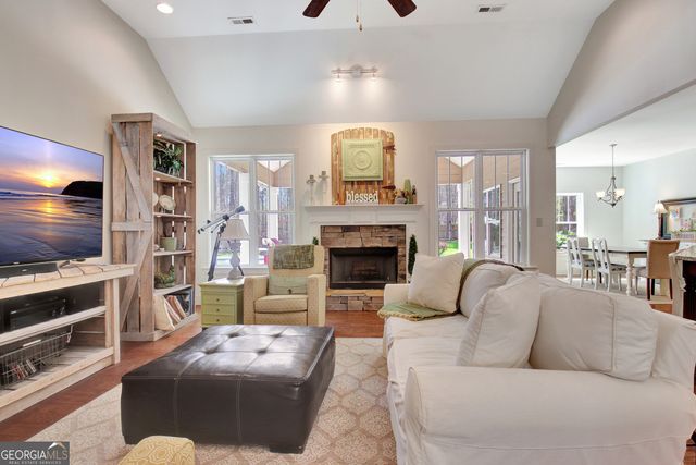 211 Hayden Lane, Newnan, GA 30265