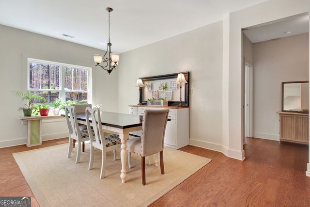 211 Hayden Lane, Newnan, GA 30265