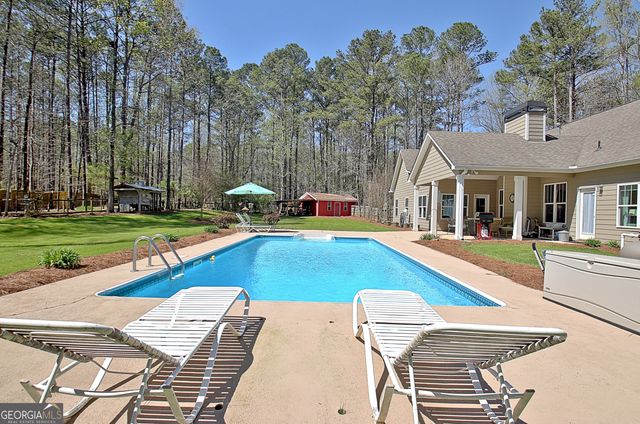 211 Hayden Lane, Newnan, GA 30265