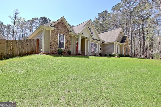 211 Hayden Lane, Newnan, GA 30265