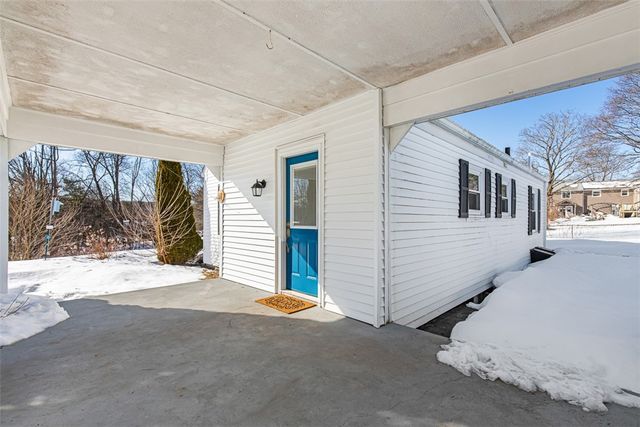 26 Country Hill Road, Cumberland, RI 02864