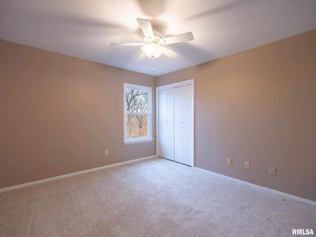 3563 W SAYMORE Lane, Peoria, IL 61615