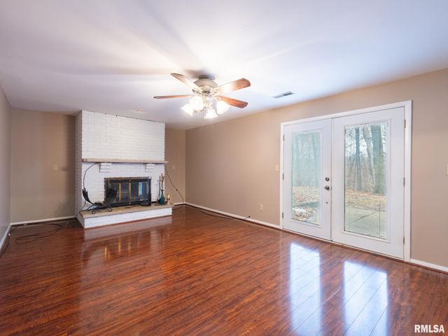 3563 W SAYMORE Lane, Peoria, IL 61615