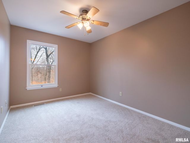 3563 W SAYMORE Lane, Peoria, IL 61615