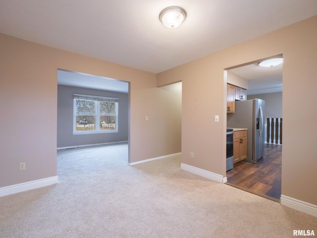 3563 W SAYMORE Lane, Peoria, IL 61615