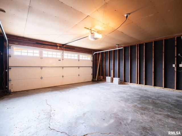 3563 W SAYMORE Lane, Peoria, IL 61615