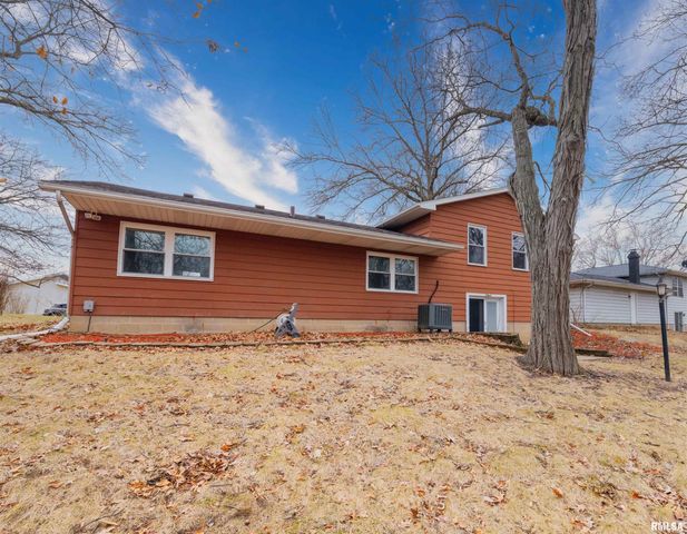 3563 W SAYMORE Lane, Peoria, IL 61615