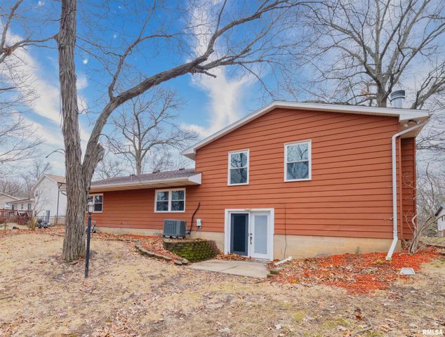 3563 W SAYMORE Lane, Peoria, IL 61615