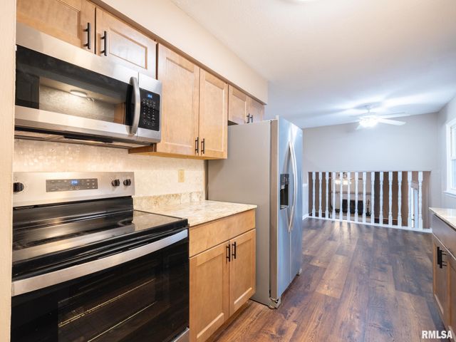 3563 W SAYMORE Lane, Peoria, IL 61615