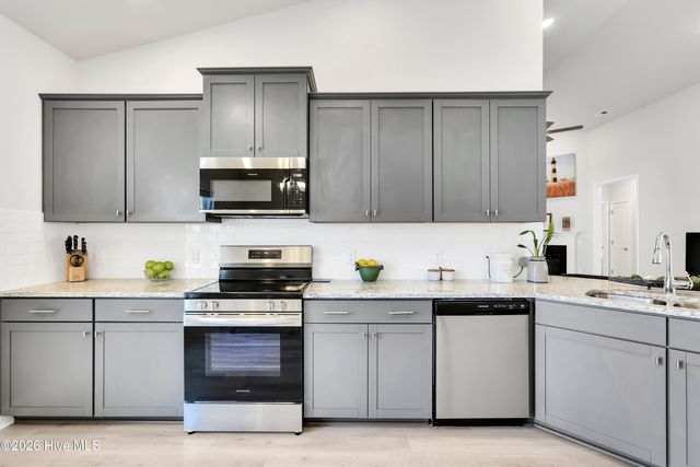 795 Pantego Boulevard SE, Bolivia, NC 28422