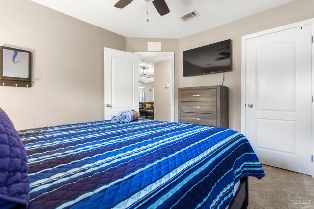 1973 Salamanca St, Navarre, FL 32566