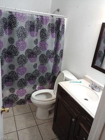 1678 Darren CIR, Portsmouth, VA 23701