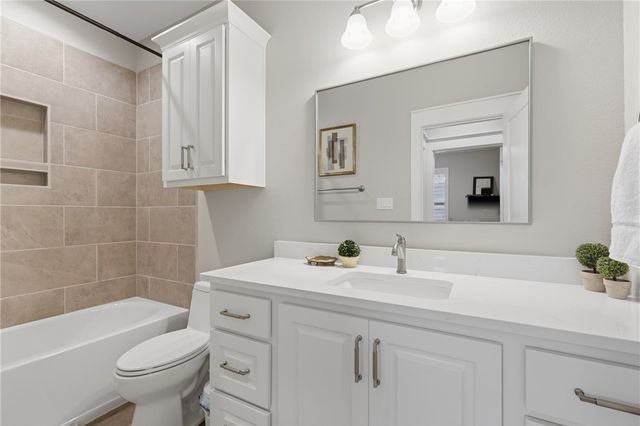 5046 Mooney Falls Drive, Bryan, TX 77802