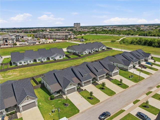 5046 Mooney Falls Drive, Bryan, TX 77802