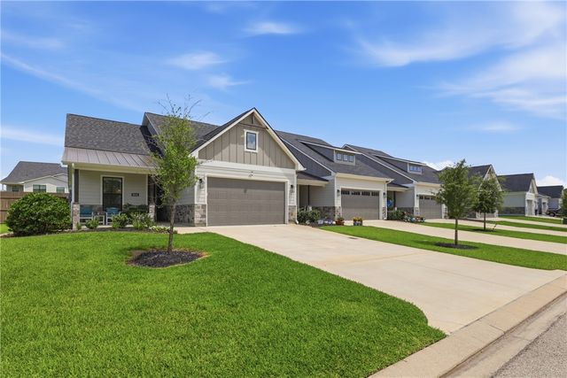 5046 Mooney Falls Drive, Bryan, TX 77802