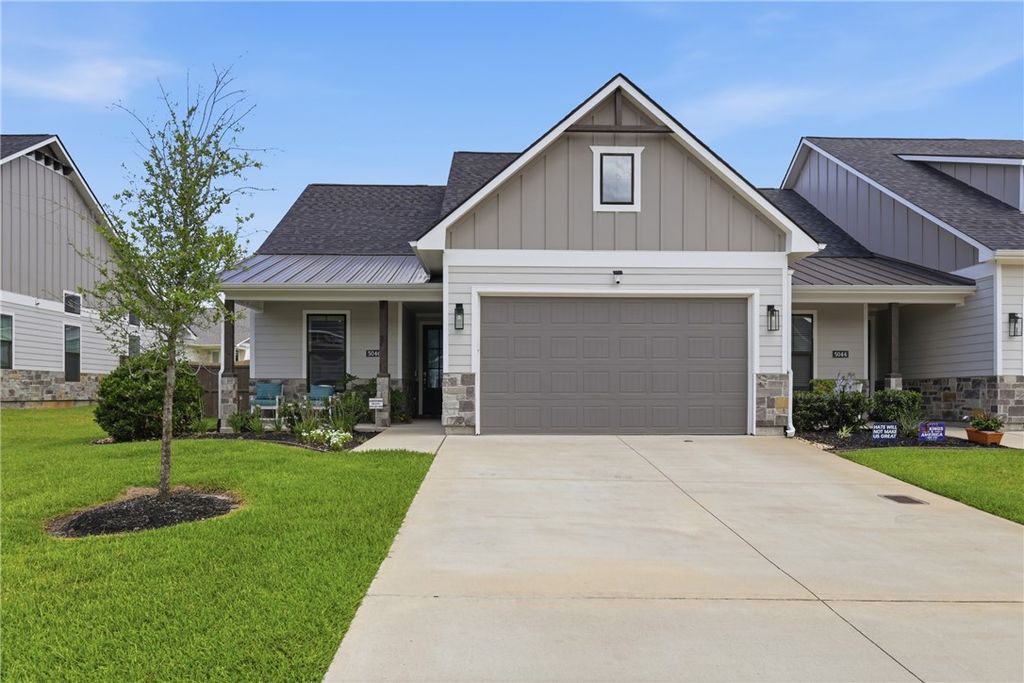 5046 Mooney Falls Drive, Bryan, TX 77802
