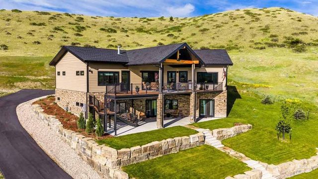 9 Range View Drive, Sheridan, WY 82801