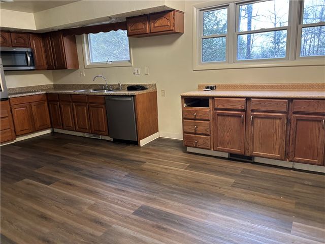 151 Locust St, South Union Twp, PA 15445