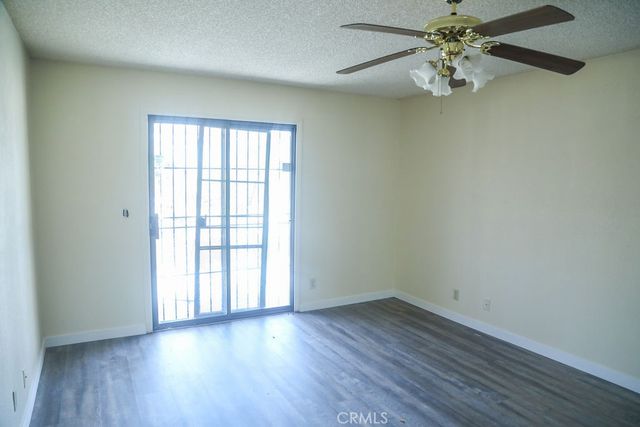4545 W Avenue L10, Lancaster, CA 93536