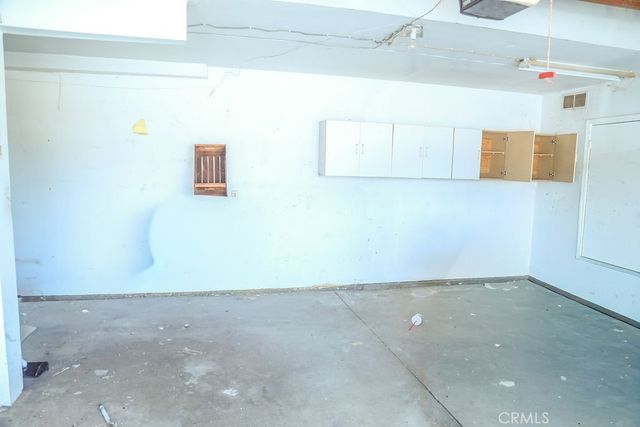 4545 W Avenue L10, Lancaster, CA 93536