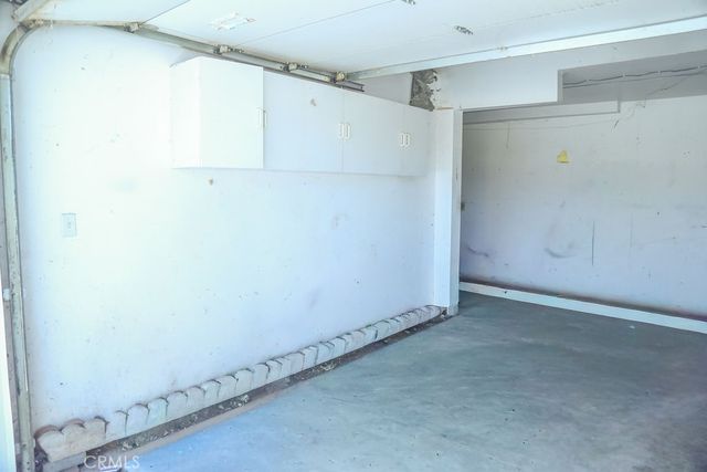 4545 W Avenue L10, Lancaster, CA 93536