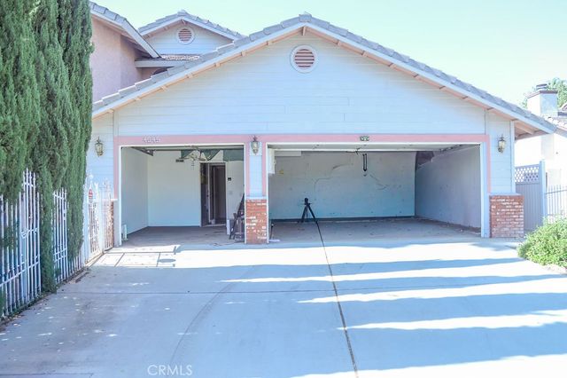 4545 W Avenue L10, Lancaster, CA 93536