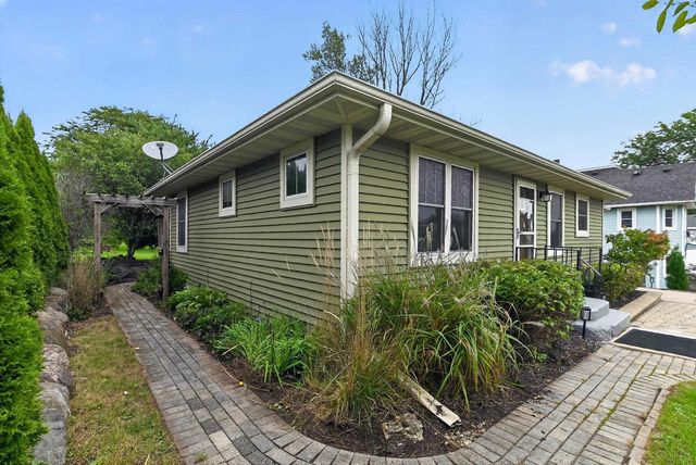 7766 Martinsville Road, Cross Plains, WI 53528