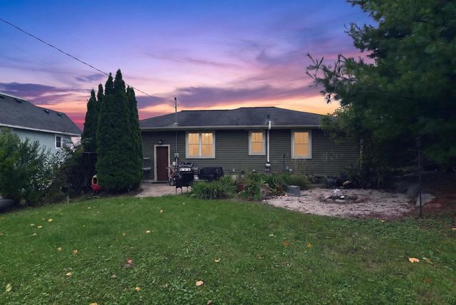 7766 Martinsville Road, Cross Plains, WI 53528