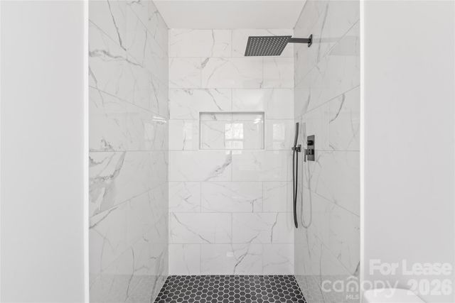 1315 Vickie Lane, Matthews, NC 28104