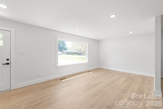 1315 Vickie Lane, Matthews, NC 28104